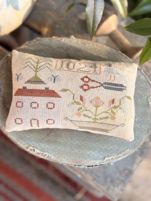 Little Farmhouse - Spring