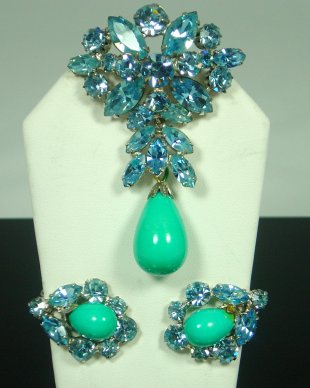 Regency Blue Rhinestone Faux Turquoise Brooch Set