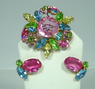 Regency Pastel Multi-Rhinestone Brooch Set