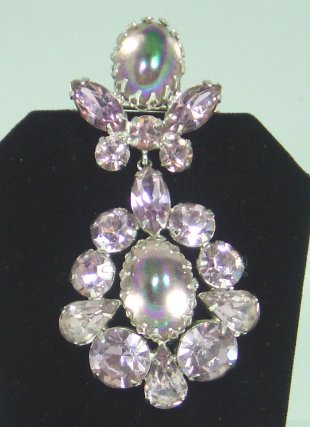 Regency Pale Pink Rhinestone Brooch