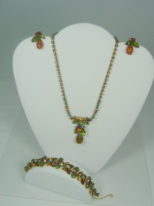 Regency Amber Tones Parure