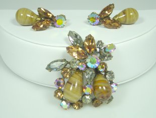 Regency Taupe AB Brooch and Earring Set